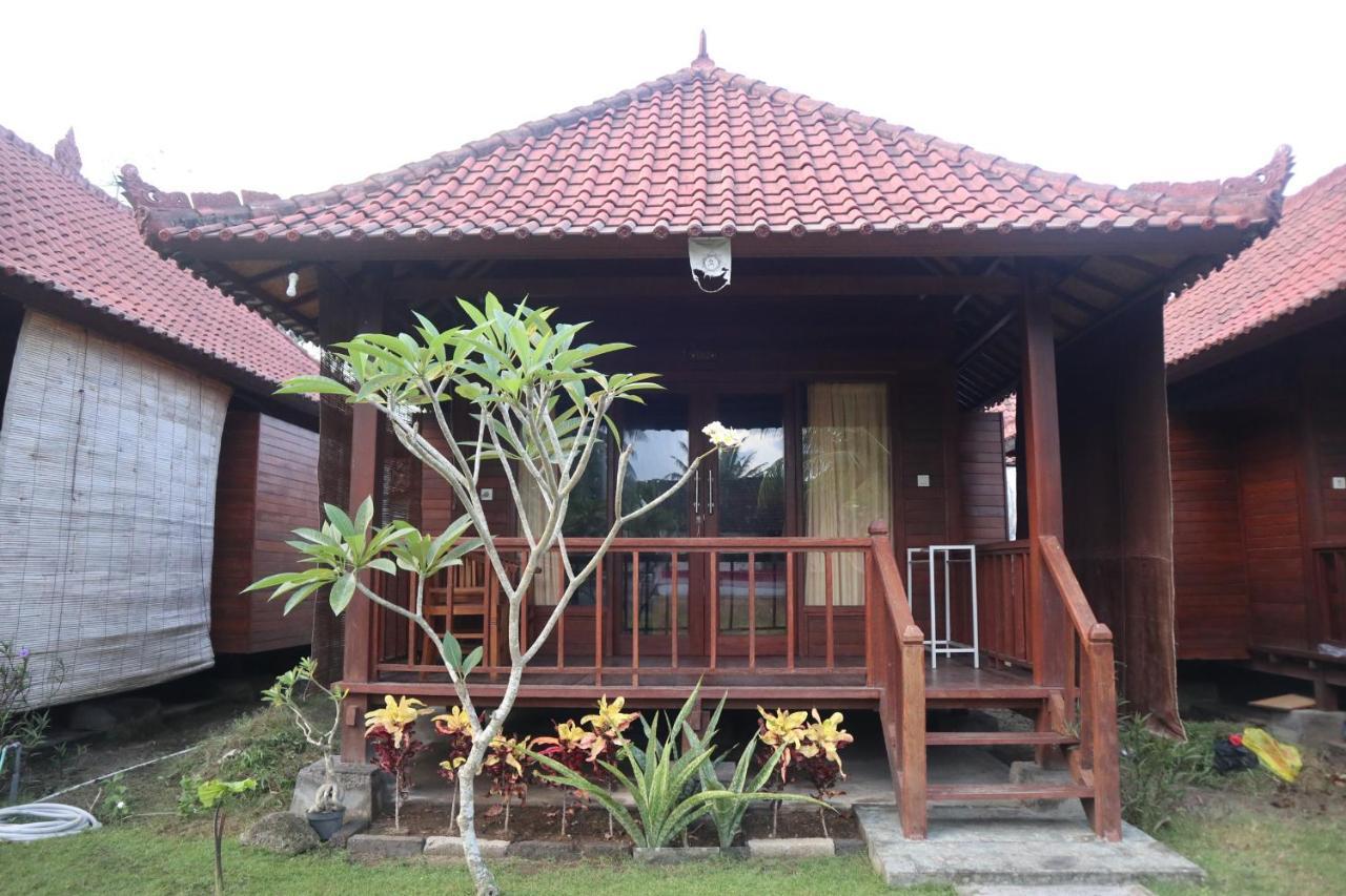 Svaha Nusa Guest House Нуса Лембонган Екстериор снимка