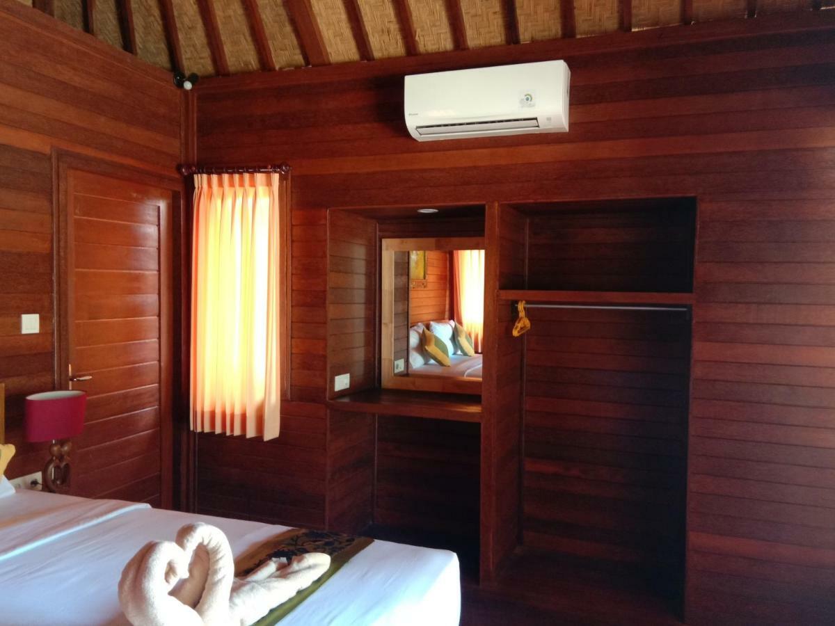 Svaha Nusa Guest House Нуса Лембонган Екстериор снимка