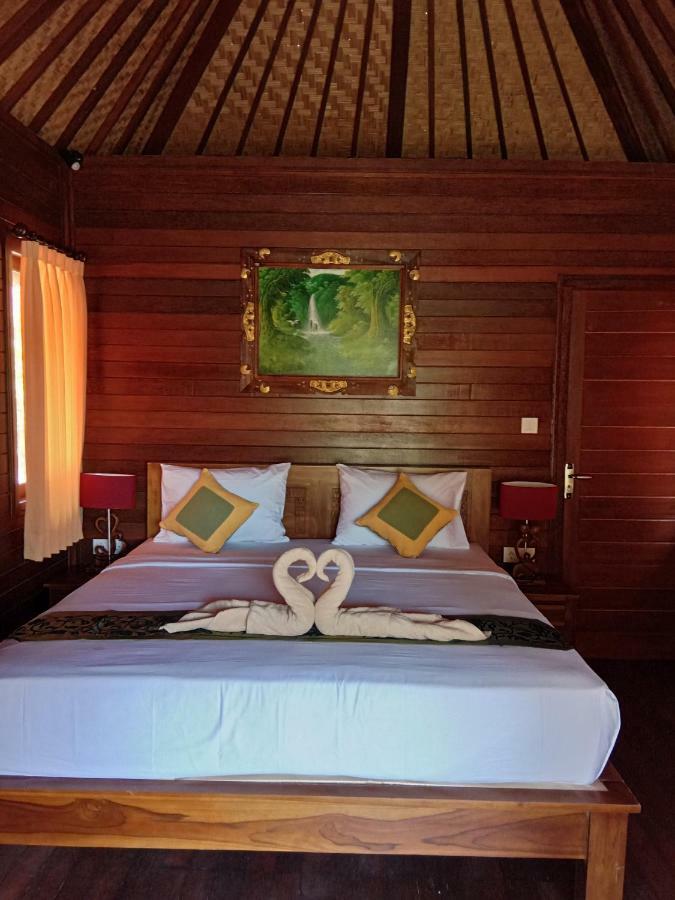 Svaha Nusa Guest House Нуса Лембонган Екстериор снимка