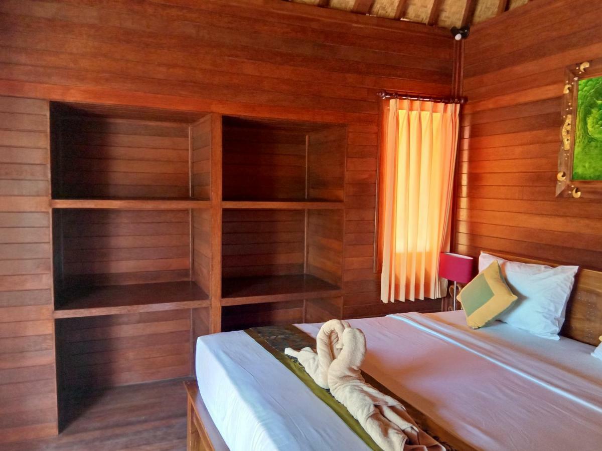 Svaha Nusa Guest House Нуса Лембонган Екстериор снимка