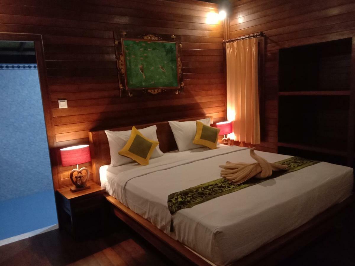 Svaha Nusa Guest House Нуса Лембонган Екстериор снимка
