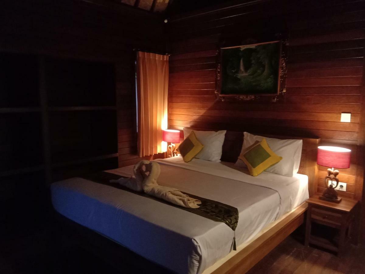 Svaha Nusa Guest House Нуса Лембонган Екстериор снимка