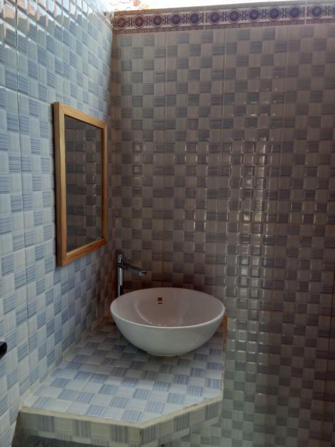 Svaha Nusa Guest House Нуса Лембонган Екстериор снимка